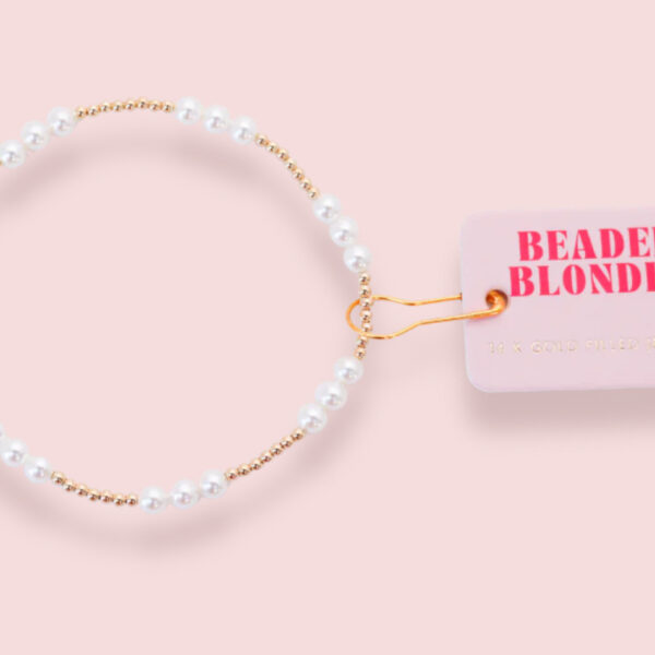 ILY Pearl Bracelet in Gold- Beaded Blondes